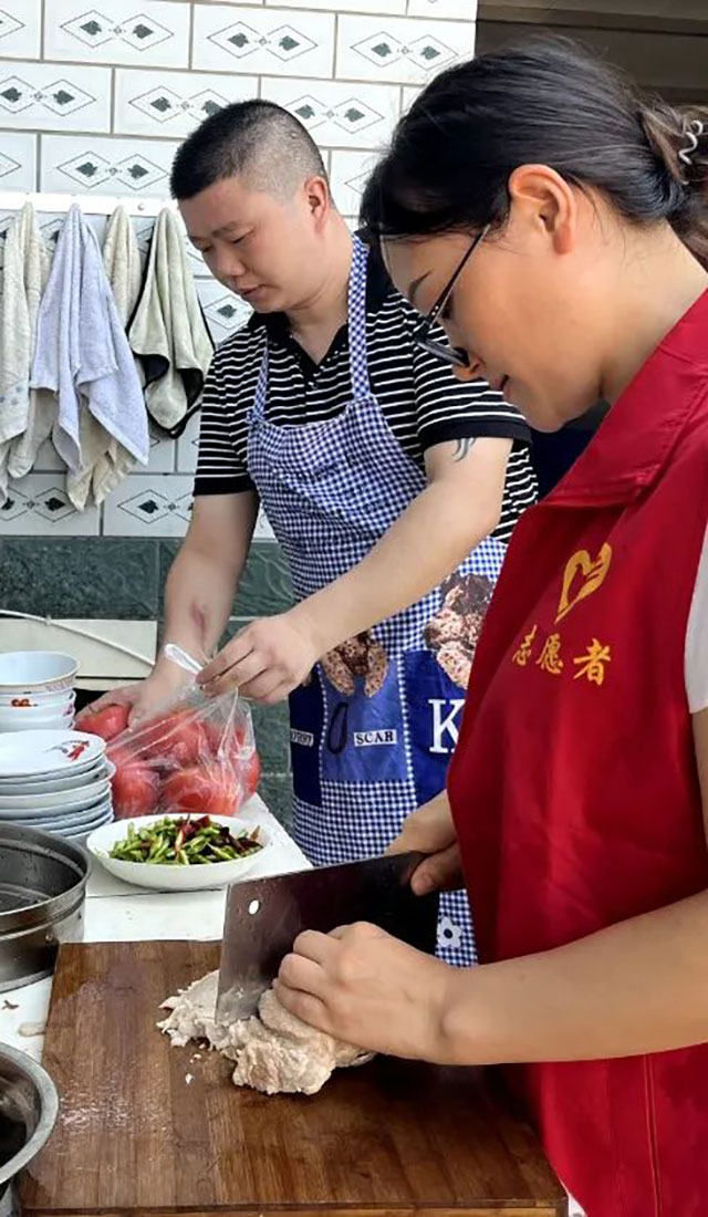 泸州福欣医院丨扶弱助残显担当,春种秋收为“农”忙!(图8) 8.jpg