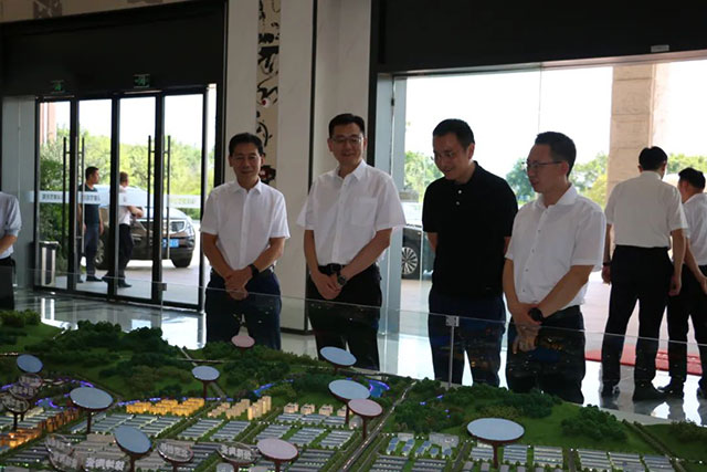 泸州市副市长王斌达带队赴重庆荣昌区考察推进成渝地区双城经济圈建设