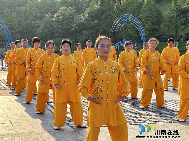 泸县组织开展养生文化宣传拍摄活动