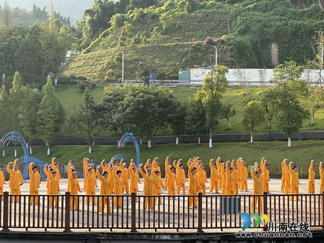 健身气功《八段锦》拍摄中（四） (2).jpg