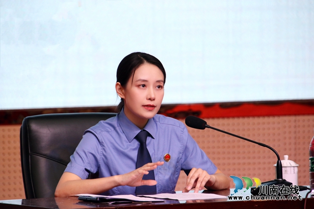 四川三河职业学院举行法治副校长聘任仪式暨法治教育开学第一课