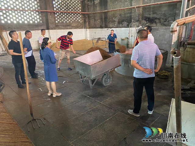 泸县立石镇开展酒类企业安全检查