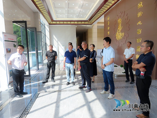 四川省民政厅二级巡视员冉敬军一行到泸州市殡仪馆督查安全生产工作