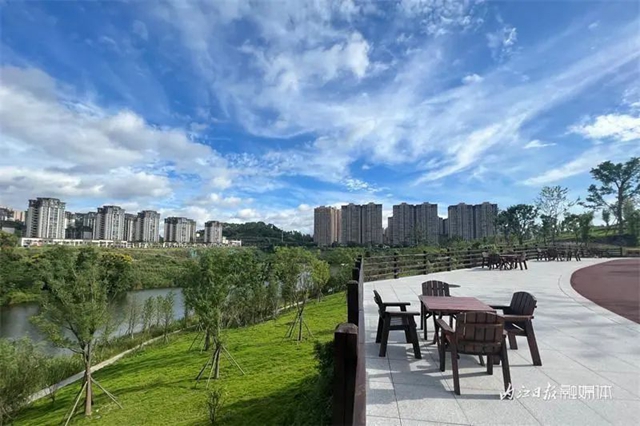 爱情迷宫+浪漫花海,内江这个湿地公园太“甜”了(图15) 15.jpg