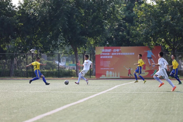 火热开赛!泸州市第一届青少年校园体育联赛足球精英赛(图3) 3.jpg