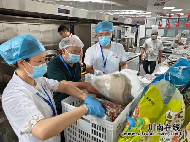 提前介入 快检助力｜泸州市检验检测中心全力保障第二届中外地理标志产品博览会食品安全