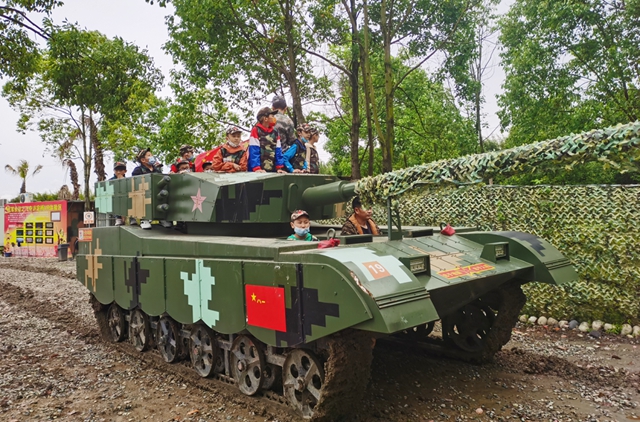 燃爆国庆必打卡地!泸州军事装备互动体验展9月23日震撼亮相泸州!(图12) 军事12.jpg