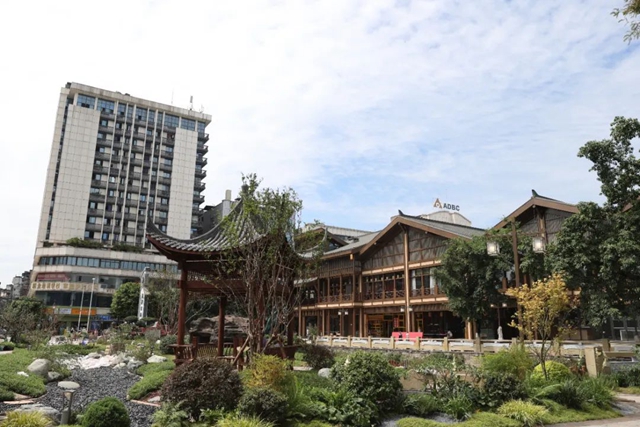 宜宾这个项目又上新啦！放生池亮相 合江街开放