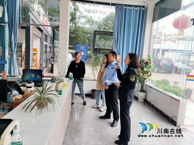 泸县对标对点打造“阳光维修 放心消费”汽修示范店