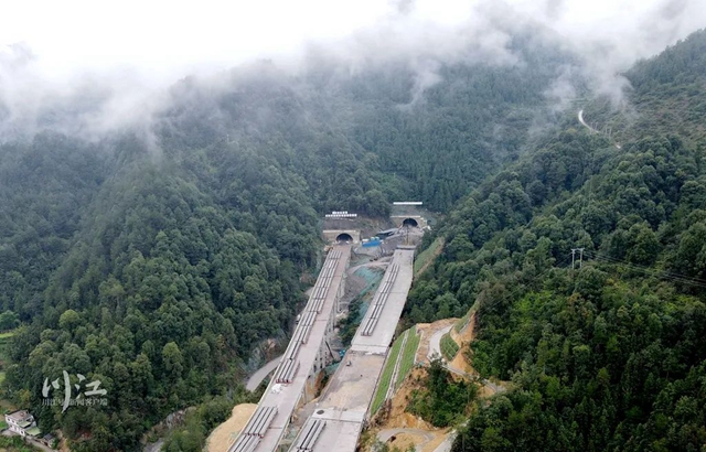 全线最长隧道通了！泸州这条出川大通道预计年底建成