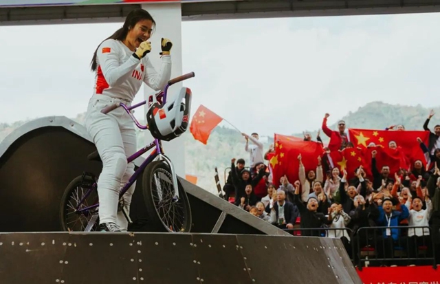 夺冠 | 泸州籍运动员邓雅文勇夺2023UCI自由式小轮车公园赛世界杯中国巴中站冠军(图5) 5.jpg
