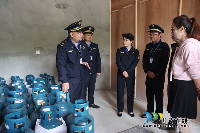 泸县立石镇：川渝两地开展跨界联合执法行动