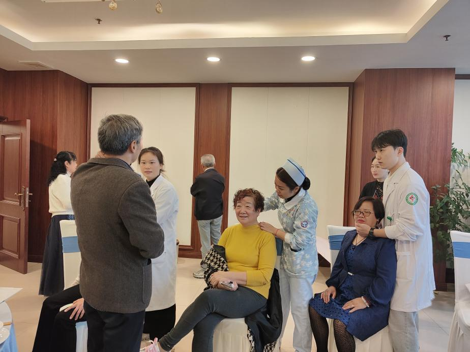 纳溪区自然资源和规划分局开展“敬老月”系列活动