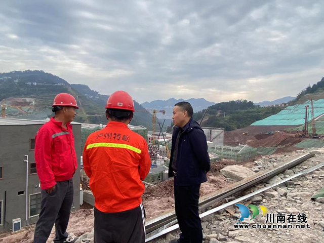 古蔺县市场监管局：靠前服务，确保茅溪酱酒园区“重阳下沙”顺利进行