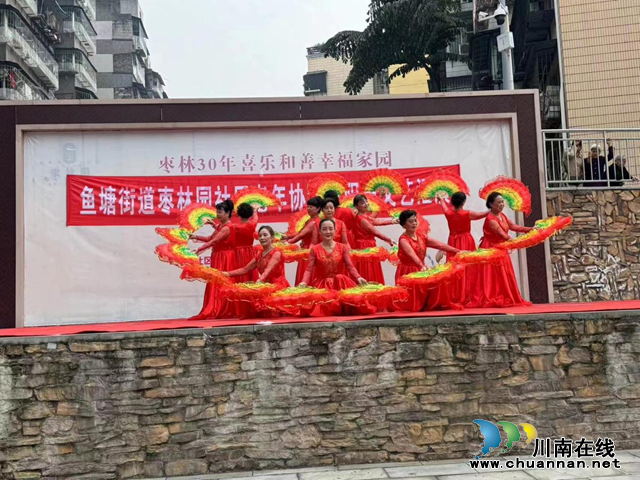 龙马潭区鱼塘街道枣林园社区：爱满重阳节 相伴暖人心