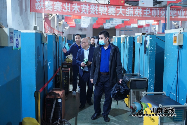 泸州市教育和体育局调研泸县建校中等职业教育工作情况