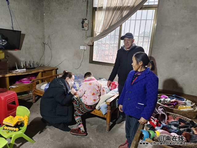 诚信经营的泸县“80后”刘丽：以诚为基，让爱化行，传递人间温情