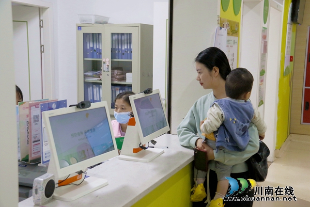 龙马潭：流感疫苗接种工作有序开展 筑牢流感免疫屏障