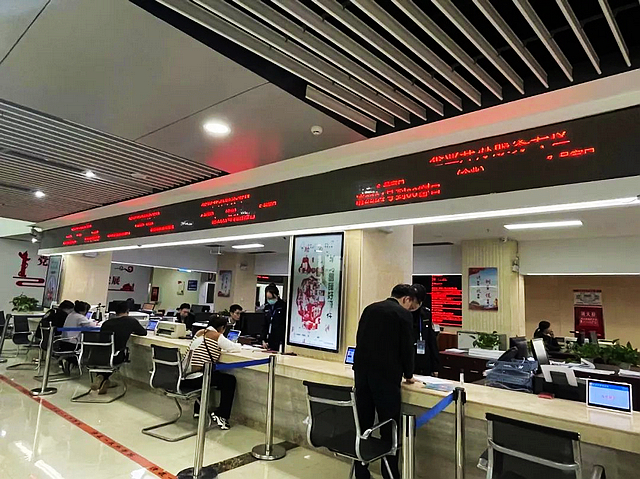 泸县：聚焦“三度”服务 提升优化营商“大环境”