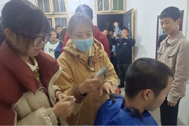 【惠民建校 暖心建校】我们的“发艺”工作室开业啦!(图6) 微信图片_20231114095729.png