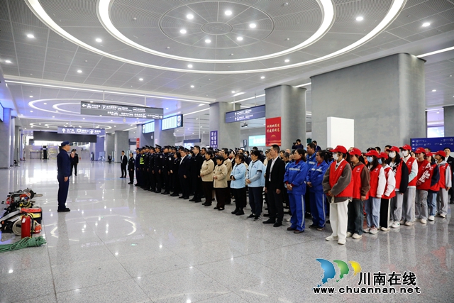 龙马潭：开展消防演练 创建“平安站区”