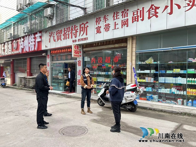 泸县玉蟾街道：“民心守护”进基层 真情服务零距离