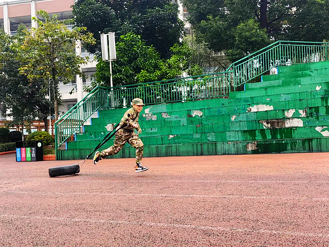 赓续红色基因 提升国防素养| 玉带河学校举行军事体育运动会(图22) nEO_IMG_22.jpg