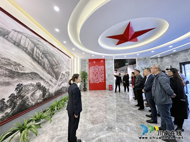 泸州两民主党派四基层组织联合开展主题教育实践活动