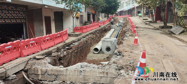 宜宾市南溪区长兴镇：场镇改造焕新颜