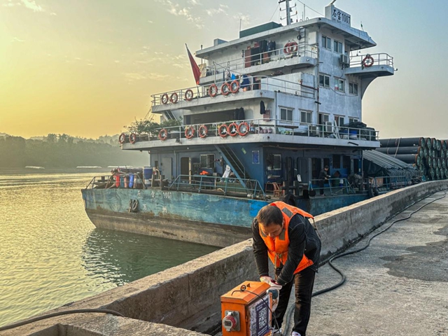 长江泸州段1-11月靠港船舶岸电使用量持续攀高