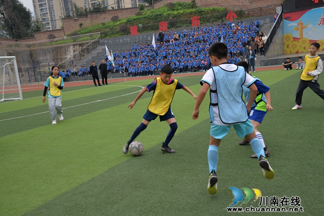 足球联赛1.JPG