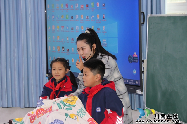 融合“五育”  落实“双减” 让学校教育一路“生花”｜叙永镇中心校开展2023年秋期艺体学科教研活动