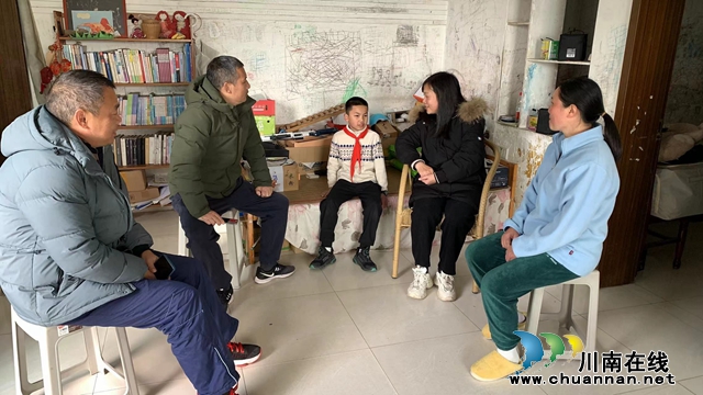 民心守护丨泸县杨九学校：“千师进万家”，我们一直在行动