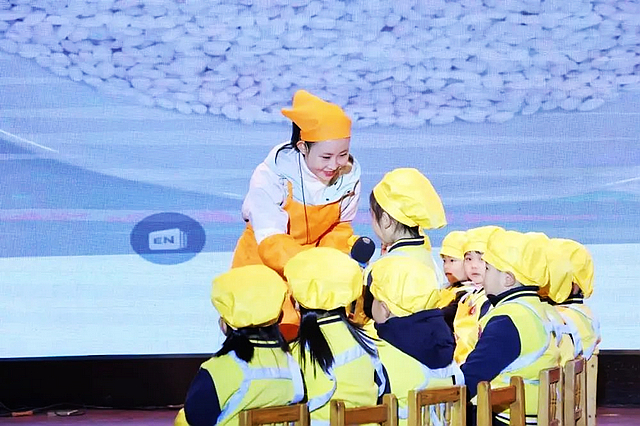 今天,为你点个赞 | 泸州市教育和体育局“萌娃赞家乡”主题活动阶段成果展示活动顺利举行(图6) nEO_IMG_6.jpg