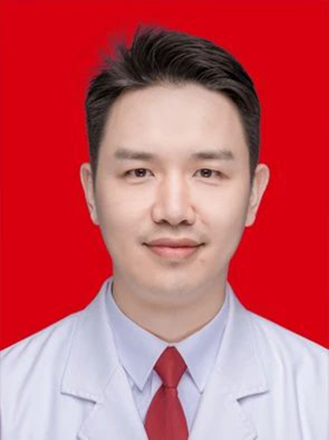 【围观】80岁大爷也来整形？