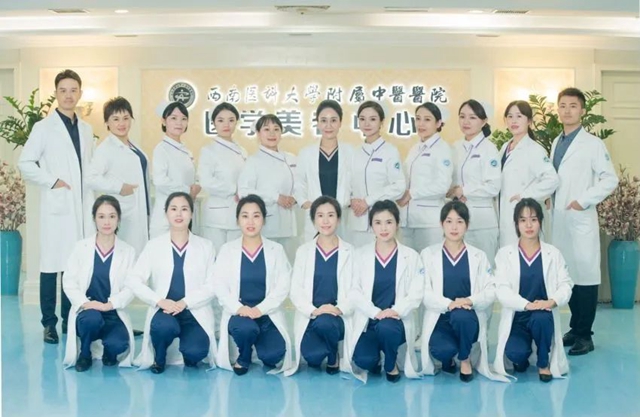 【围观】80岁大爷也来整形?(图5) 微信图片_20231225102032.jpg