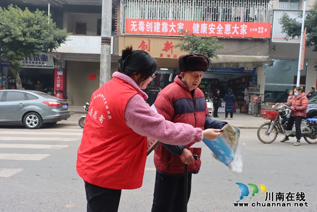 泸县立石镇开展12月“文明行动日”活动
