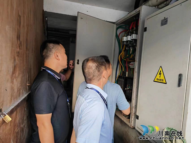 龙马潭区小市街道扎实推进老旧商圈消防安全管理