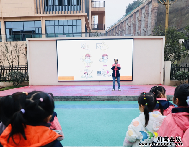 叙永县叙永镇东城幼儿园分园(阳光幼儿园)开展“会咬人的电”用电安全教育(图2) ea3e7c7b3698c12c8d15e7ac4620b9b4.jpg