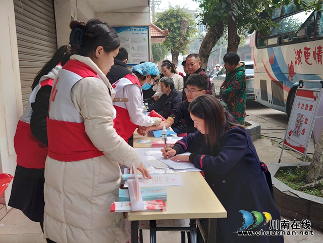 热血奉献，传递温暖 | 泸县天兴镇组织开展无偿献血活动