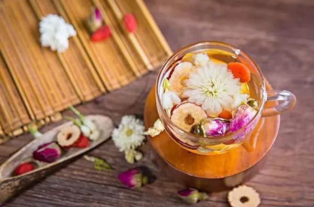 【杏林学堂】喝奶茶还是饮料?不,我们选中药茶饮(图5) 微信图片_20240116105244.jpg