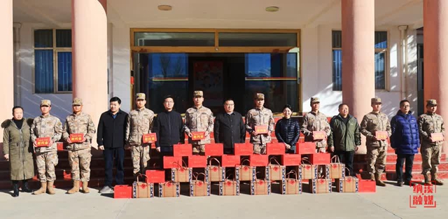 谭荣兵带队到西藏军区某旅慰问纳溪籍驻藏部队官兵(图2) 西藏2.jpg