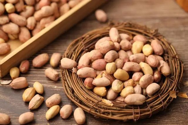 【杏林学堂】生花生和熟花生,哪个更营养?提醒:5类人最好少碰,别不当回事(图9) 微信图片_20240124101743.jpg