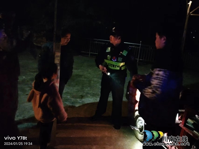 合江县神臂城镇扎实开展夜巡 筑牢辖区平安