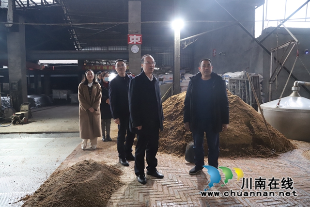 肖春率队到泸县云龙镇开展走访慰问活动暨检查督导重点工作(图3) fd2ea7c7f0b489961f1bb1427b54109.jpg