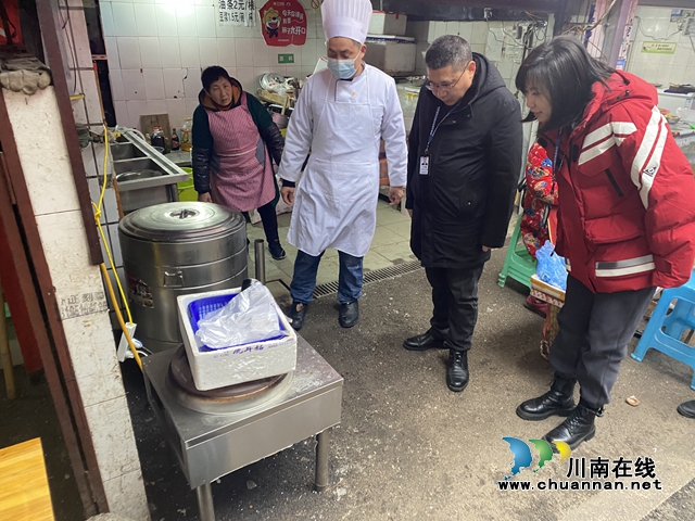 泸县检查城区农贸市场消防安全工作