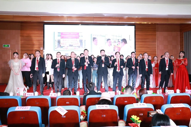 燃!爆!啦!合江县中医医院年会精彩纷呈,又美又酷!(图16) 微信图片_20240201091511.jpg