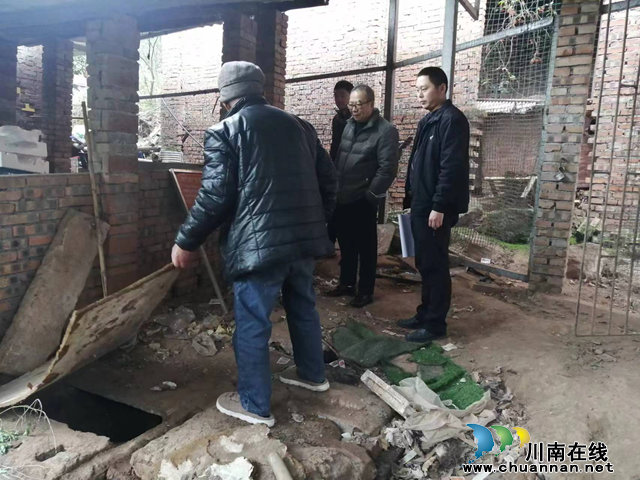 龙马潭区鱼塘街道开展农村沼气安全检查