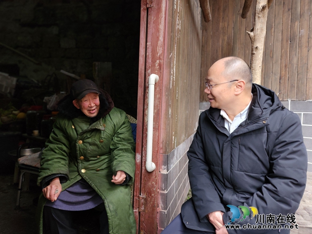 泸县立石镇开展春节“送温暖”慰问活动