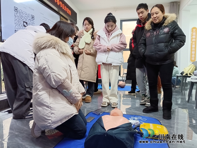 泸县组织安全与急救农民工专场公益培训